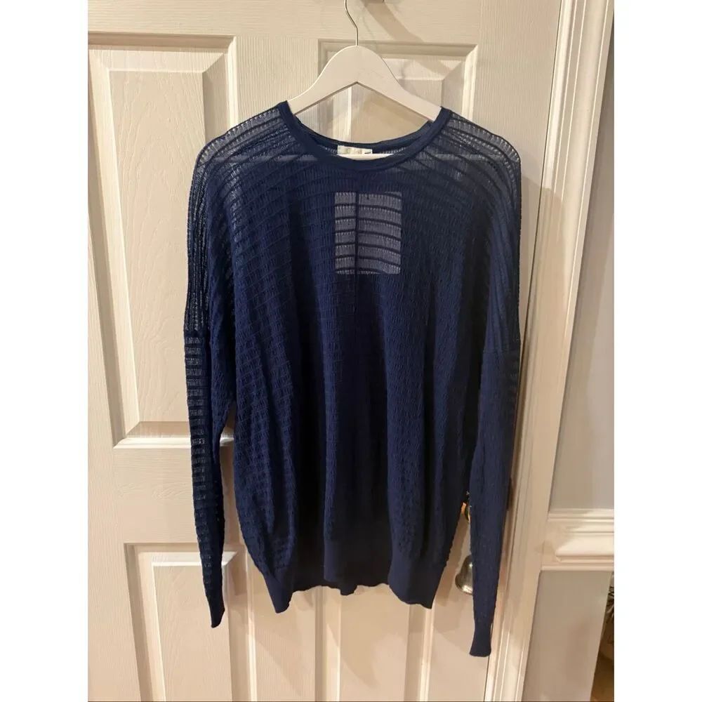 Chloe Navy Sheer Ribbed Top sz XL EUC